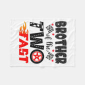 2つの高速の2番目の誕生日の少年レーシングカの兄 フリースブランケット (正面(横))