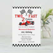 2つの高速レースカーの双子の男の子2nd誕生日パーティー 招待状 (スタンド正面)