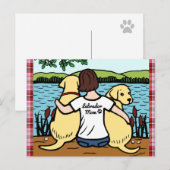 2つの黄色のラブラドールと母 ポストカード (正面/裏面)