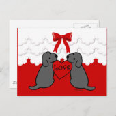 2つの黒いラブラドールとラブマンガレース ポストカード (正面/裏面)