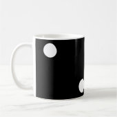 2つの6つの黒ドミノマグ コーヒーマグカップ (左)