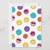 2つのGroovyカラフルレトロスマイル第2誕生日 招待状 (裏面)