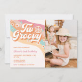2つのGroovyレトロデイジー2nd誕生日パーティー写真 招待状 (正面)