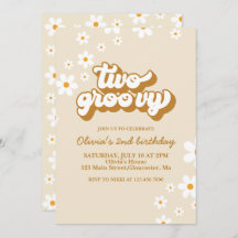 2つのGroovyレトロデイジー2nd誕生日招待状