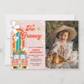 2つのGroovyレトロレインボー2ndバースデーフォト 招待状 (正面)