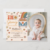 2つのGroovyレトロレインボー2nd誕生日パーティー写真 招待状 (正面)