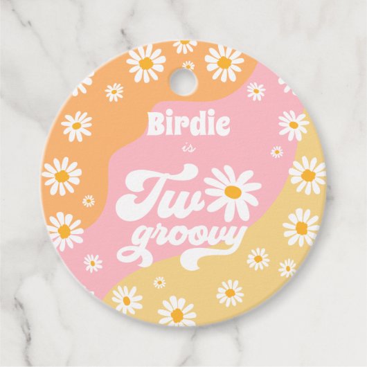 2つのGroovy 2nd誕生日パーティーレトロデイジーパーティー フェイバータグ (正面)