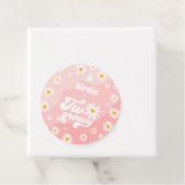 2つのGroovy 2nd誕生日パーティーレトロデイジーパーティー フェイバータグ (インサイチュ)