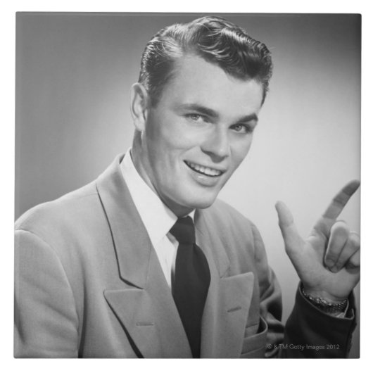 2つを指している人 タイル (正面)