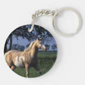 2つを立てているペンキの馬 キーホルダー (裏面)