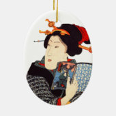 2つを読んでいる日本のな女性 セラミックオーナメント (裏面)