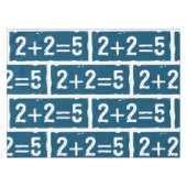 2に2を加えると5になる テーブルクロス (正面(横))