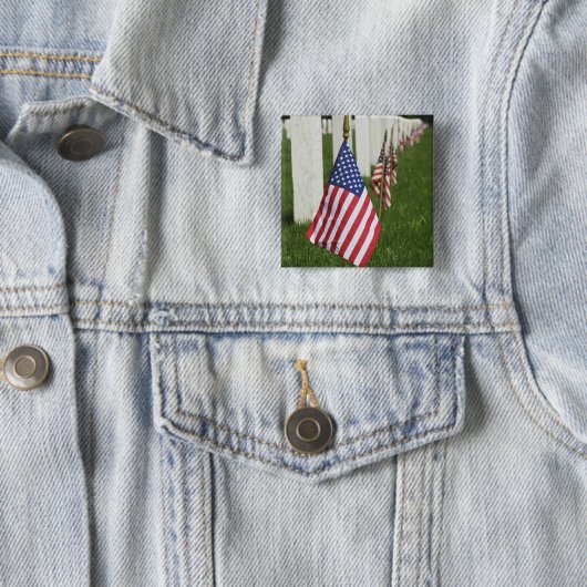 2のアメリカの退役軍人の墓の米国旗 缶バッジ (インサイチュ)