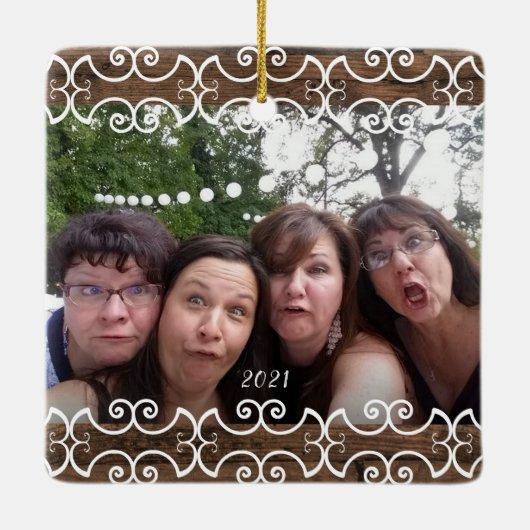 2カスタム写真素朴のクリスマスモダン姉 セラミックオーナメント (裏面)