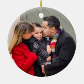 2カスタム面ファミリーフォトレッドトラッククリスマスチェア セラミックオーナメント (裏面)