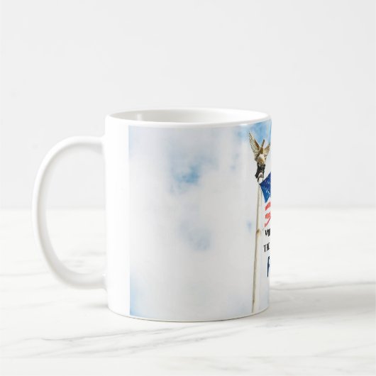 2コリント3:17自由、アメリカ国旗あり コーヒーマグカップ (左)