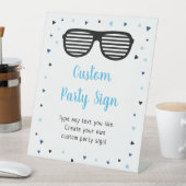 2サングラスカッコいいボーイ編集可能誕生日 台座サイン (インサイチュ)