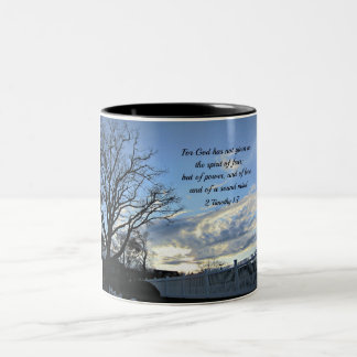2テモテ1:7神は私たちの霊を持与えっていない ツートーンマグカップ