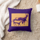 2トーンミケーネ語ギリシャインスパイア牛枕 クッション (ブランケット)