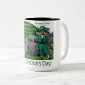 2トーン15オズマグ。ハッピーセントパトリックの日。iri ツートーンマグカップ (正面右)