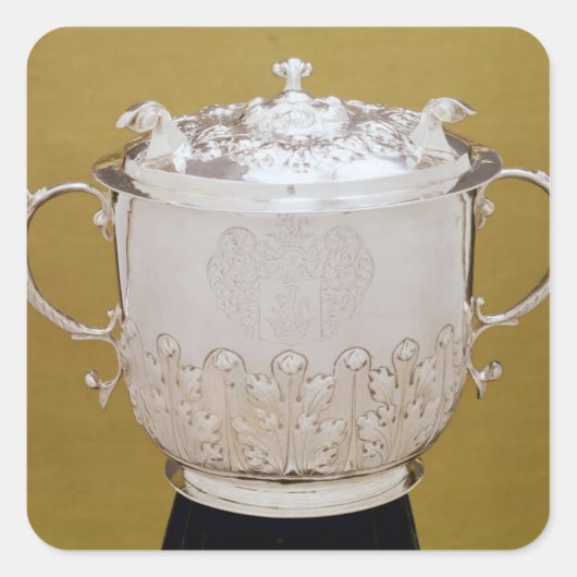 2ハンドル式カップとカバー、c.1695 スクエアシール (正面)