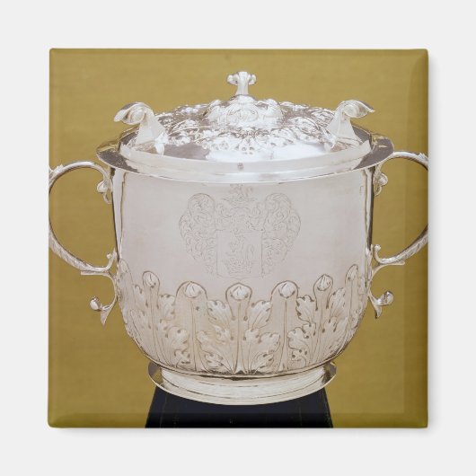 2ハンドル式カップとカバー、c.1695 マグネット (正面)