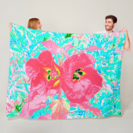 2バラ色の赤いサンゴ梅熱狂するハイビスカスオンアクア フリースブランケット