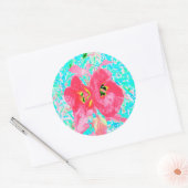 2バラ色の赤いサンゴ梅熱狂するハイビスカスオンアクア ラウンドシール (封筒)