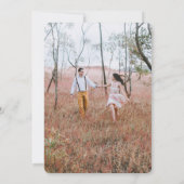 2フォトカップルブライダルシャワーシックモダンスクリプト 招待状 (裏面)