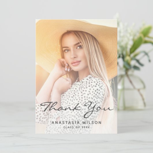 2フォトグレーのスクリプトの卒業サンキューカード 招待状 (スタンド正面)