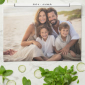 2フォトコラージファミリ名 – 水平写真 キッチンタオル (折り畳み)