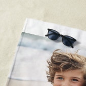 2フォトコラージファミリ名 – 水平写真 ビーチタオル (インサイチュ)