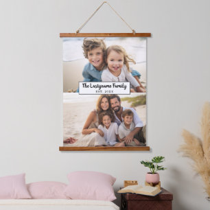 2フォトコラージファミリ名 – 水平写真 吊り下げ型タペストリー