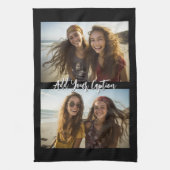 2フォトコラージュとトレンディースクリプトのキャプション – 黒 キッチンタオル (縦)