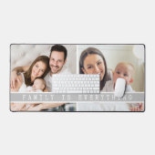 2フォトコラージュ家族は全て引用文グレー デスクマット (キーボード&マウス)