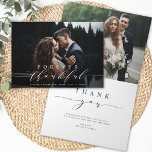 2フォトフォーエバー感謝結婚のサンキューカード サンキューカード<br><div class="desc">シンプル書エレガントとの結婚写真感謝していカードを畳んだ。結婚式、誕生日、卒業式、その他のイベントに最適このデザインの詳細なカスタマイズについてクリックは、青色のデザインツールボタンをクリック。</div>