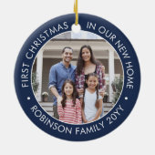 2フォト初めてのクリスマスニューホームネイビーブルー&ホワイト セラミックオーナメント (裏面)