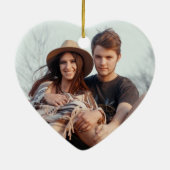 2フォト初めてのクリスマス婚約した木材フェイクハート セラミックオーナメント (裏面)
