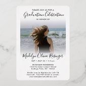 2フォト卒業お祝いモダンスクリプト 箔招待状 (裏面)