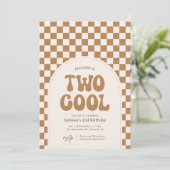 2マスタードクールレトロ市松模様に2歳の誕生日 招待状 (スタンド正面)