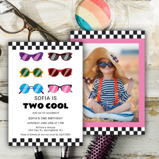 2モダン人のクールサングラスガール2nd誕生日の招待 招待状