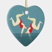 2人のおもしろい女性ワイルド泳ぐ人クリスマス セラミックオーナメント (右)