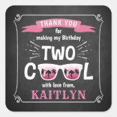 2人のカッコいい女の子チョークボード2ndバースデーパーティーのお願い スクエアシール (正面)