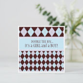 2人のジョイ·ボーイ·ガアーガイル柄のール·ツインズ·ベイビー·シャワー 招待状 (スタンド正面)