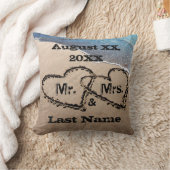 2人のハートが砂の中に入ってミセス結婚ズピロー クッション (ブランケット)