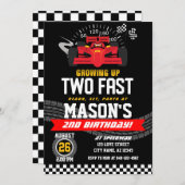 2人のファストボーイズ赤いレーシングカー2歳の誕生日 招待状 (正面/裏面)