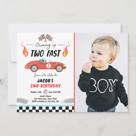 2人のファスト・バースデー・パーティーのレースカー2歳の誕生日 招待状 (正面)