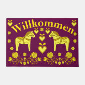 2人のフォークのDalaの馬、金ゴールドまたはプラムWillkommenの歓迎 ドアマット (正面)