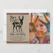 2人のワイルドガールズウッドランド鹿の写真2歳の誕生日 招待状 (正面)