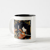 2人の俳優の侍刀による去勢 ツートーンマグカップ (正面左)